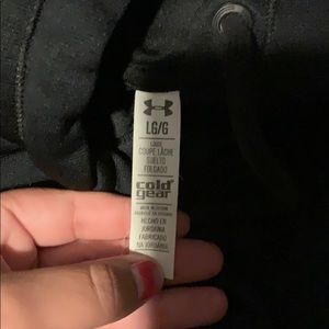 Under Armour Tops - Under Armour Sweatshirt Under Armour Tops - Under Armour Sweatshirt